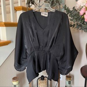 Savanna Jane | Unique shimmering Black Top